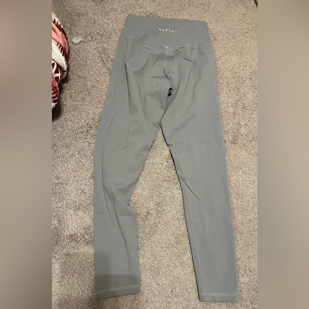 Women’s NVGTN Seamless Gray Leggings